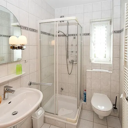 Neptun 10, 1 *